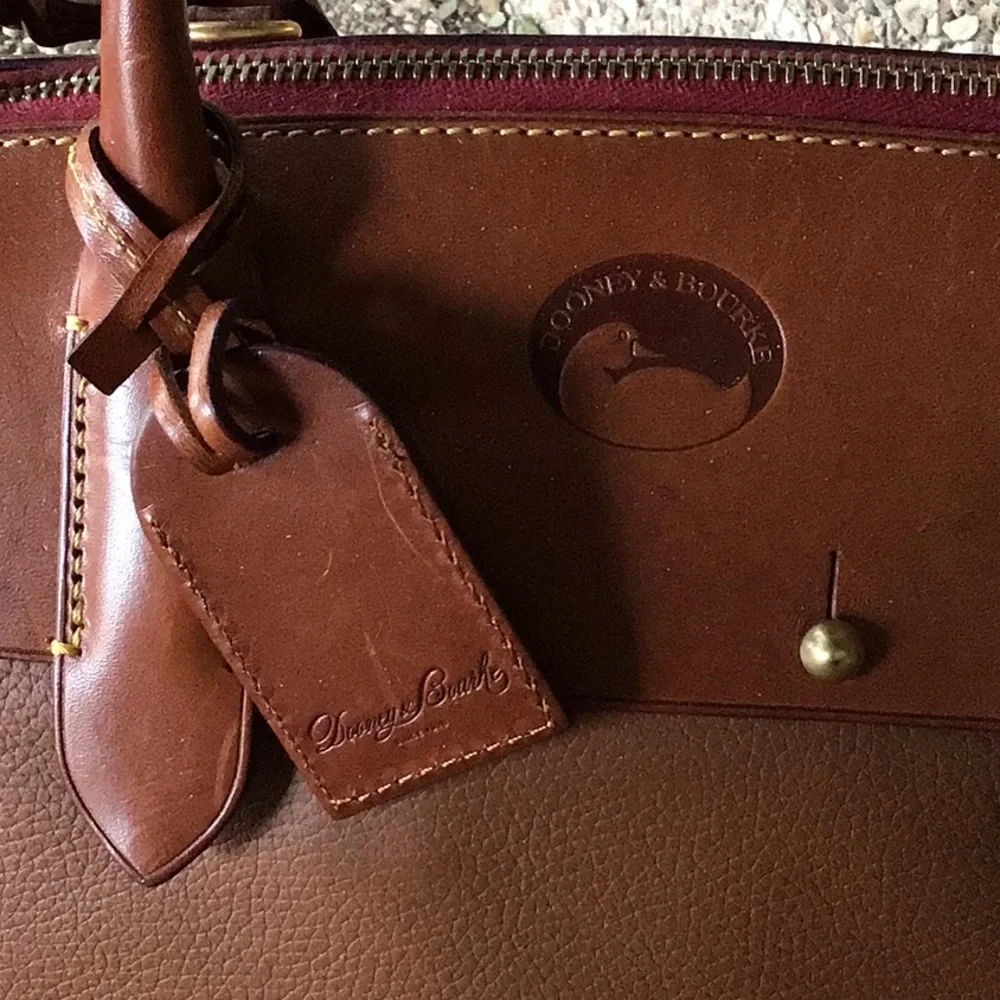 DOONEY & BOURKE large capacity dual toned leather satchel in Natural, like new - Picture 6 of 12